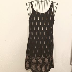 LAPOGEE Boutique Dress ⚘️🌷